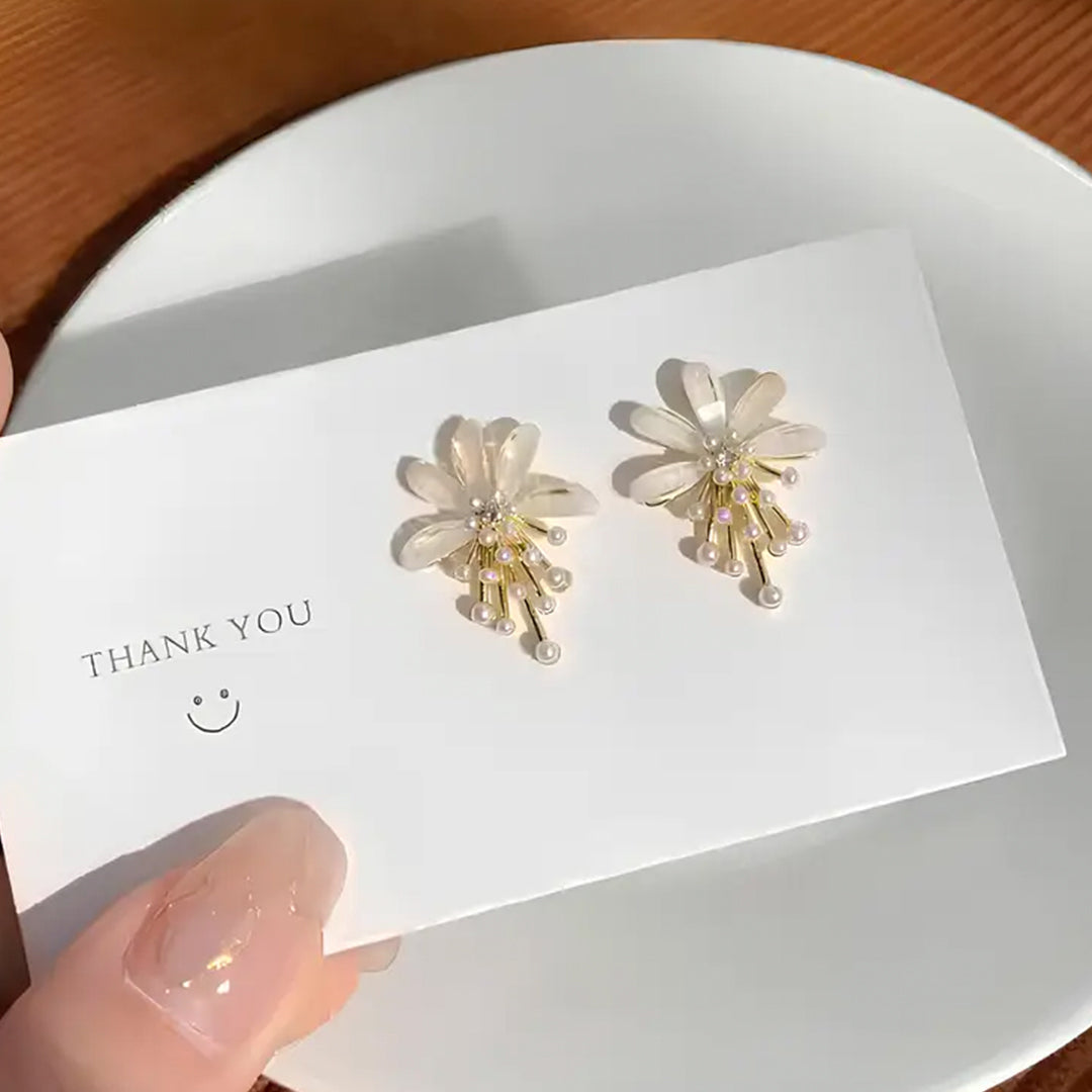 Bloom Pearl Earrings