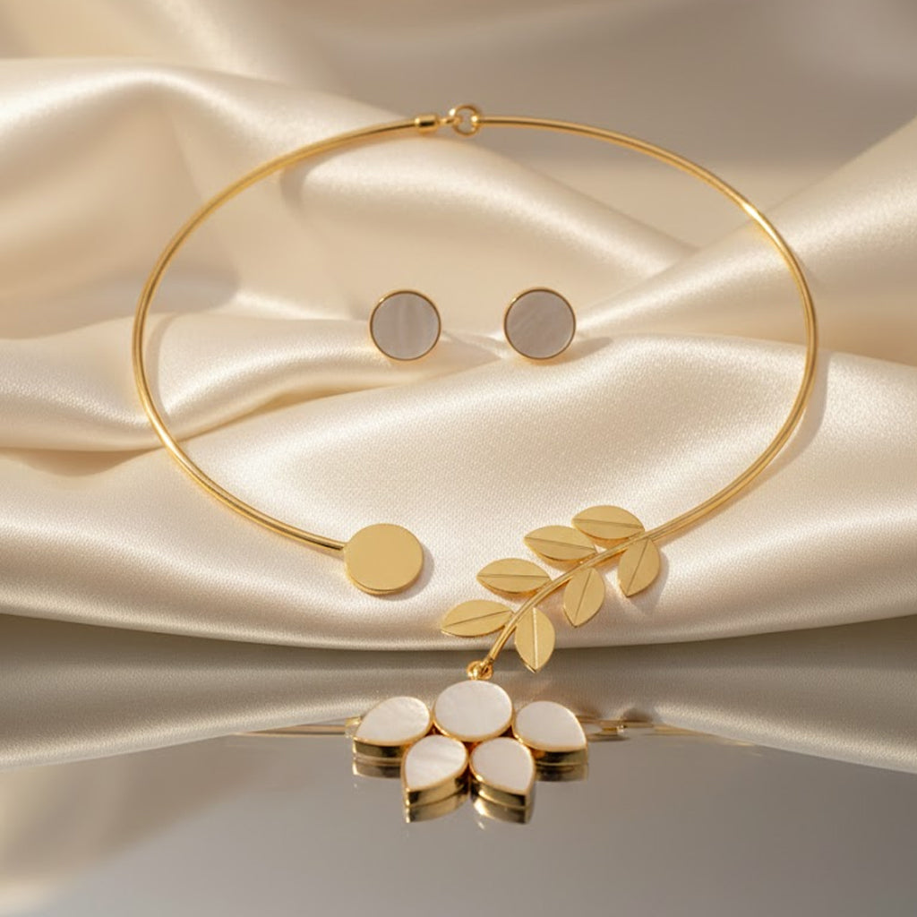 SoulBloom White Petal Gold Choker Set